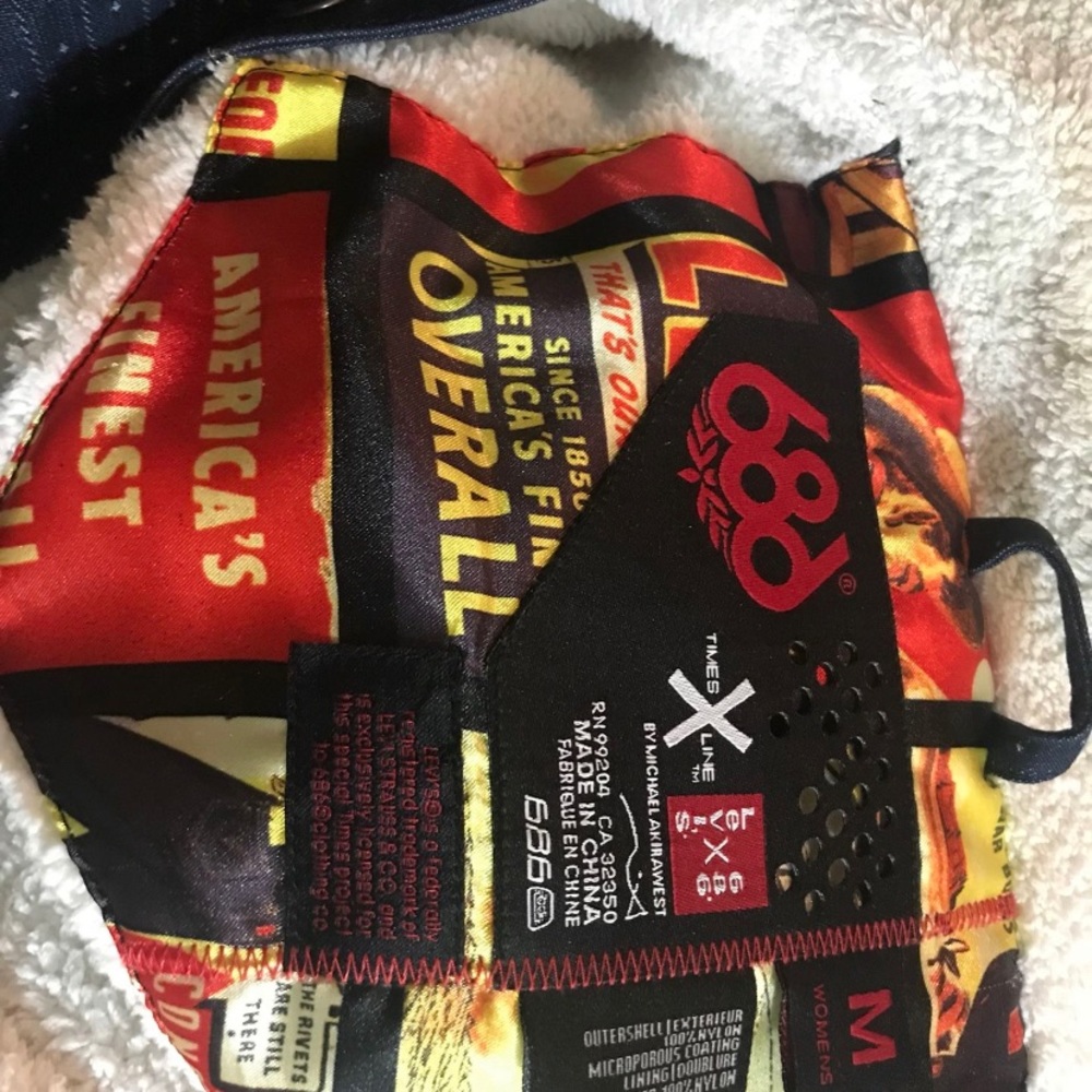 Levi’s 686 Ski Jacket - image 4